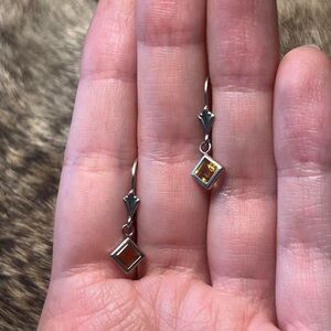 Sterling silver elegant citrine drop diamond shaped earrings